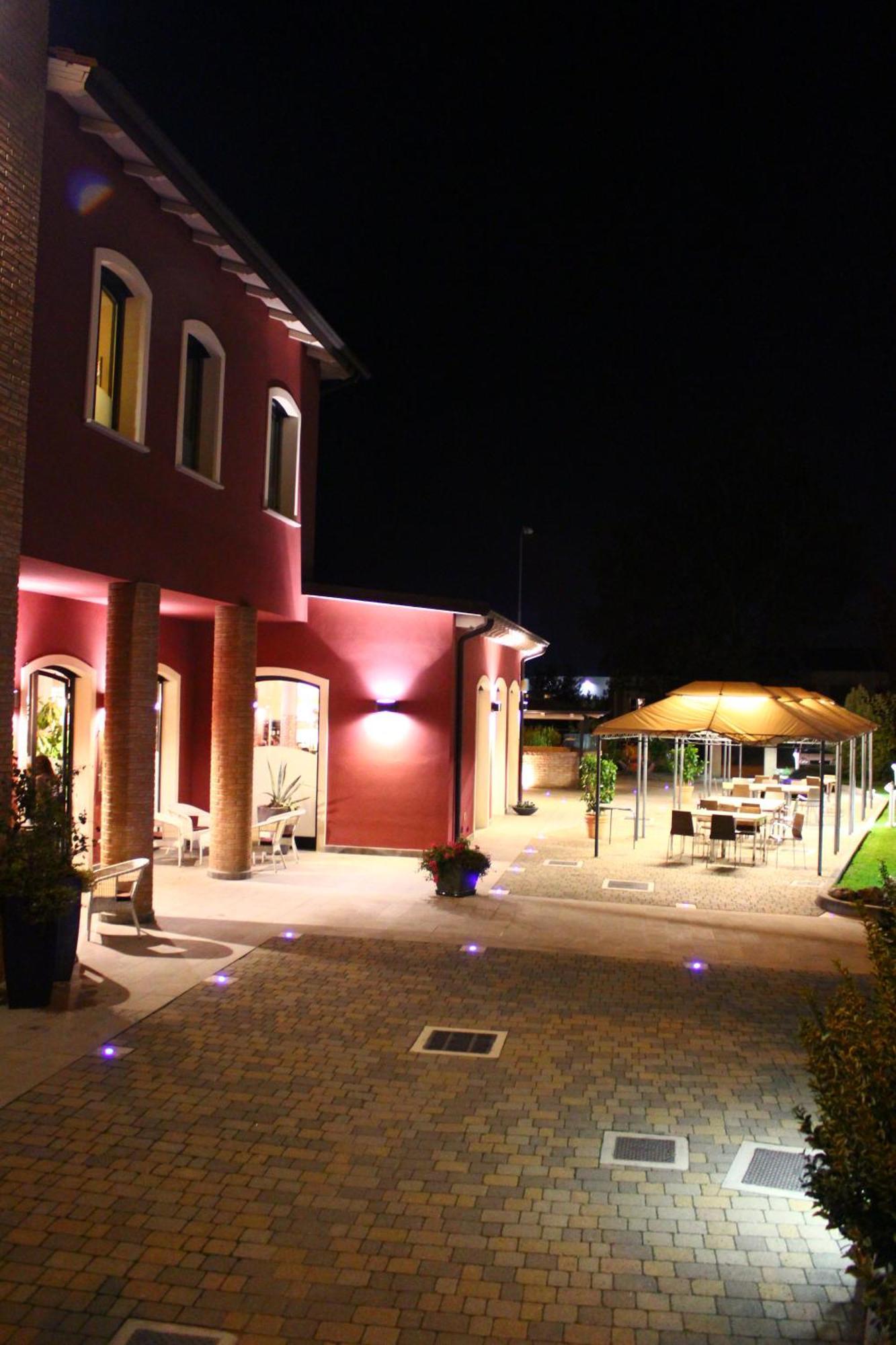 Albergo Delle Industrie Casalmaggiore Kültér fotó